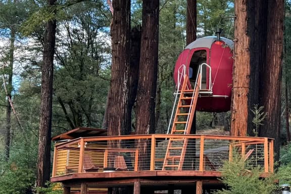 Suspended Tent Cabin Treehouse in the Redwoods - Image 1